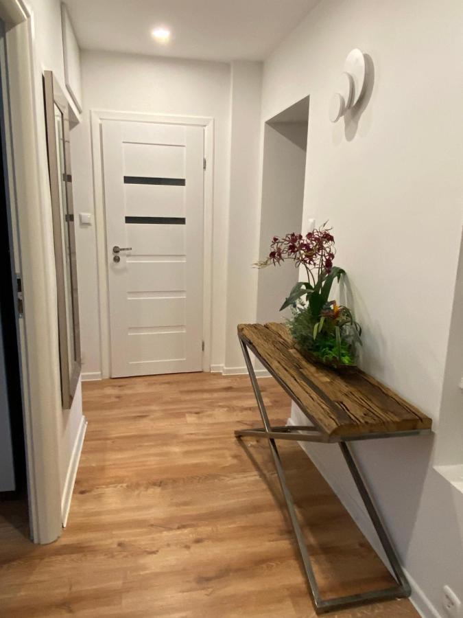 Апартаменты Apartament.Wolnosc Варшава Экстерьер фото
